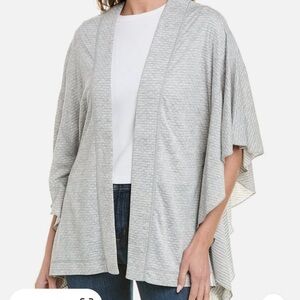CAbi ATC Reversible Cape Gray White Style #5846 Size S/XS 326